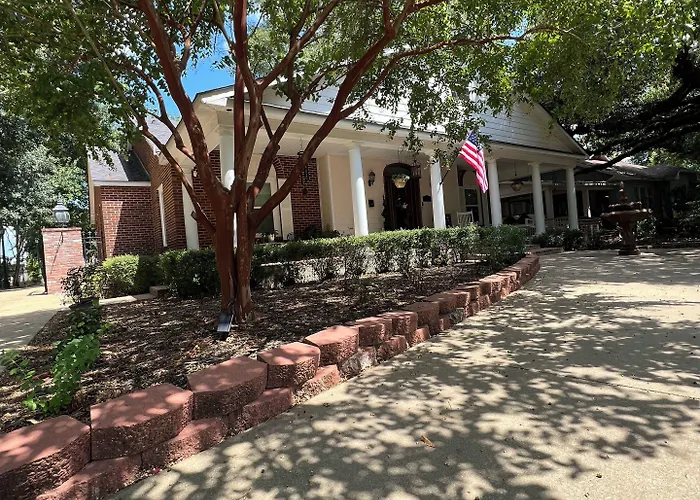 Family Hotel: Opus House Historic Natchitoches